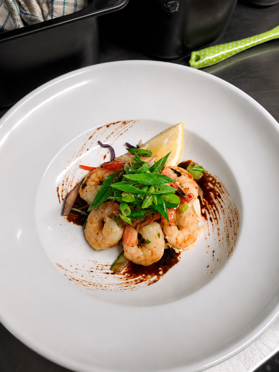 ASIAN PRAWN SALAD