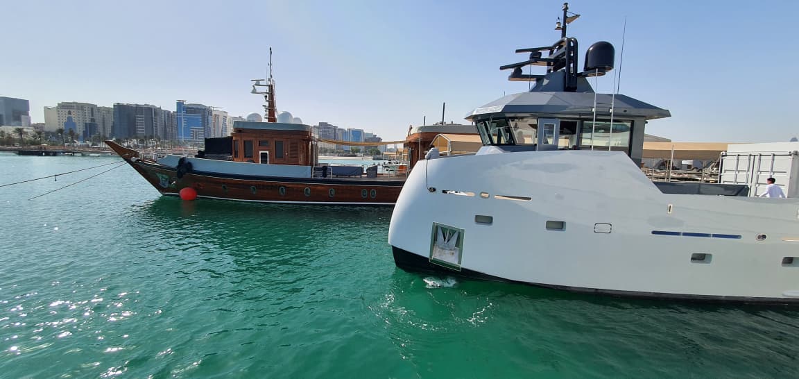 Sambuc dhow and Zikrit moored side by side
